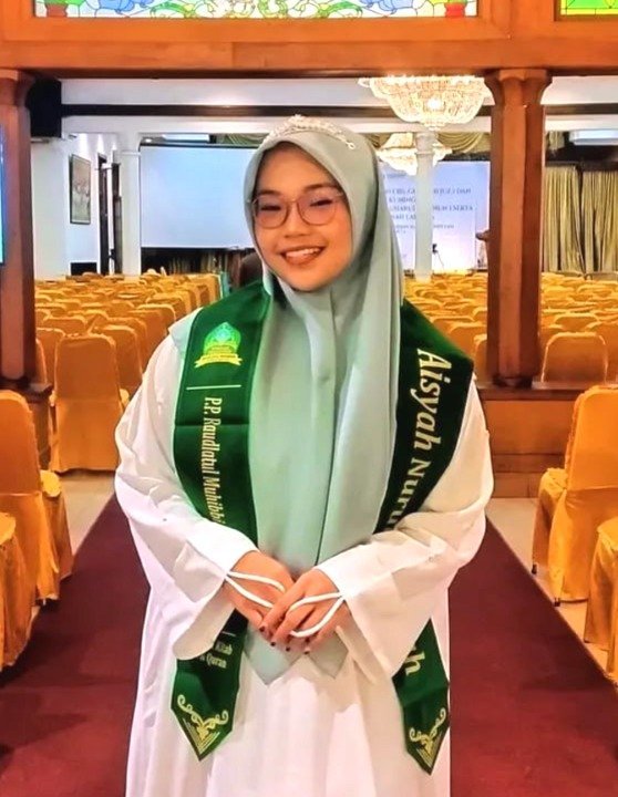 Aisyah Nurul Fadhilah Mahasiswi HPI Fakultas Syariah UIN Surakarta Terbitkan Buku At-Tajrīm wa al-‘Uqūb fī Da‘wī Maqāṣid asy-Syarī‘ah : Fiqh Jināyat dengan Keadilan dan Nurani Kemanusiaan